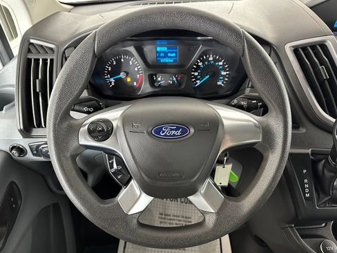 Used 2019 Ford Transit 350 XLT RWD image 9