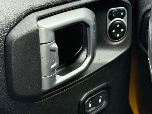 Used 2020 Jeep Wrangler Unlimited Sport S image 16