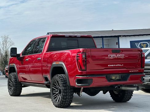 Used 2024 GMC Sierra 2500 Denali w/ Denali Reserve Package AWD/4WD image 5