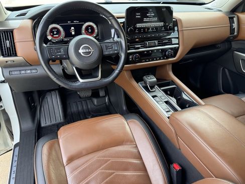 Used 2022 Nissan Pathfinder Platinum w/ Cargo Package image 2