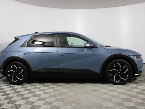 Used 2024 Hyundai Ioniq 5 SE RWD image 31
