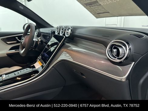 Certified 2025 Mercedes-Benz GLC 300 4MATIC image 25