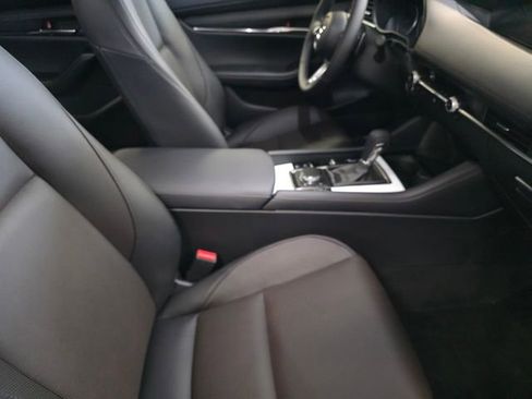 New 2026 MAZDA MAZDA3 Hatchback w/Premium Plus Pkg image 15