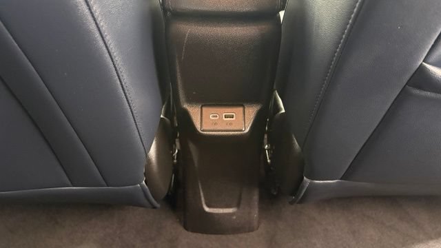 Used 2023 Chevrolet Bolt EUV LT w/ Convenience Package FWD image 25
