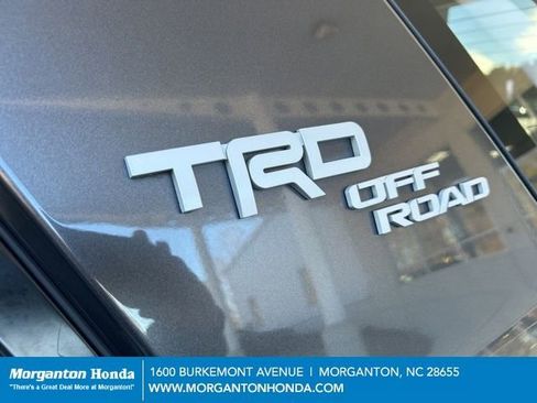 Used 2017 Toyota 4Runner TRD Off-Road image 13