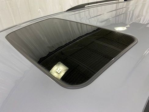 Used 2025 Toyota Sienna XSE w/ XSE Plus Package image 26