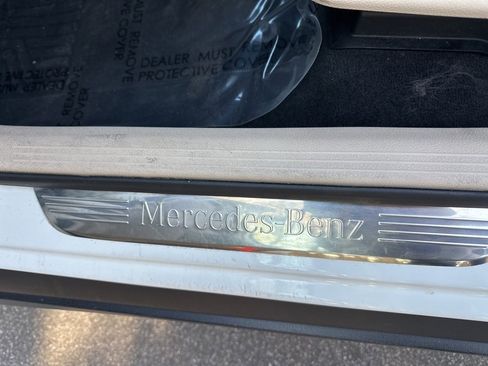 Used 2021 Mercedes-Benz GLC 300 image 24