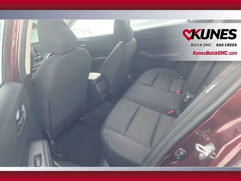 Used 2024 Nissan Altima 2.5 SV image 16