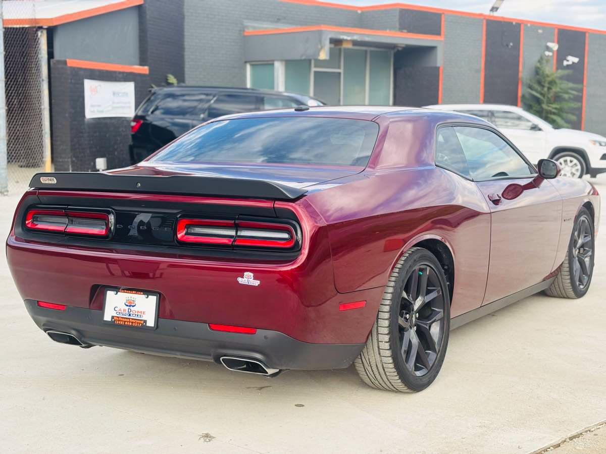 Used 2021 Dodge Challenger R/T w/ Blacktop Package RWD image 8
