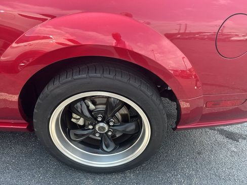 Used 2005 Ford Mustang GT Premium RWD image 7