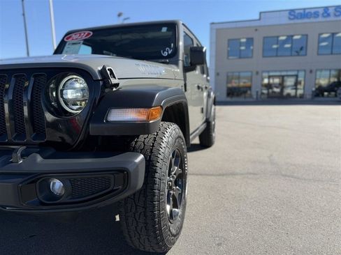 Used 2021 Jeep Wrangler Unlimited Sport image 12