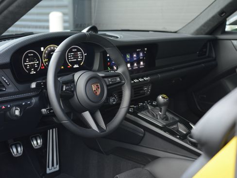 Certified 2026 Porsche 911 GT3 RWD image 4