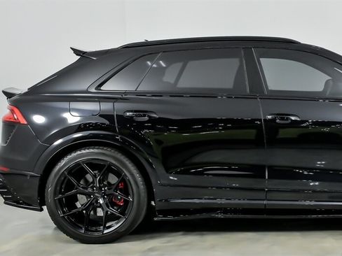 Used 2021 Audi RS Q8 w/ Luxury Package AWD/4WD image 13
