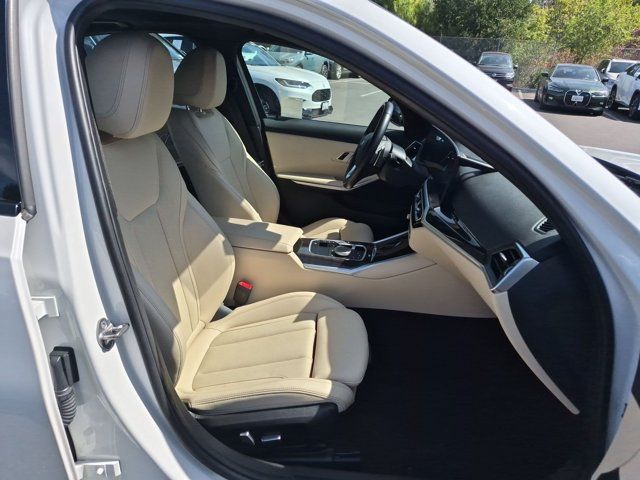Used 2023 BMW 330i Sedan w/ Parking Assistance Package RWD image 21