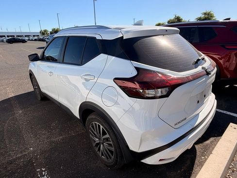 Used 2023 Nissan Kicks SV FWD image 7