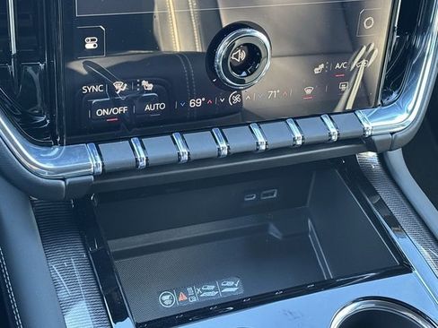 New 2026 GMC Yukon Elevation RWD image 30
