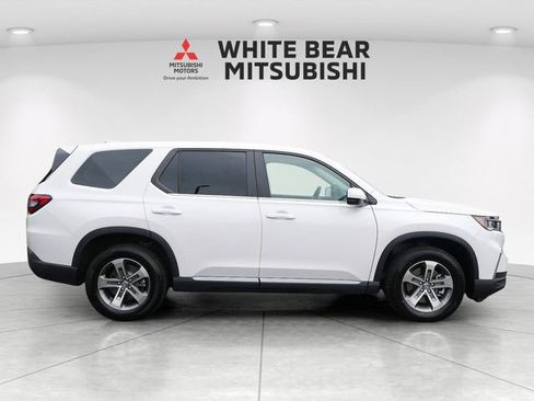 Used 2025 Honda Pilot EX-L image 6