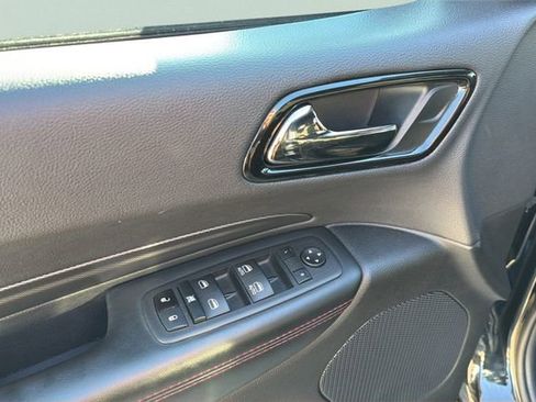 Used 2023 Dodge Durango GT image 36