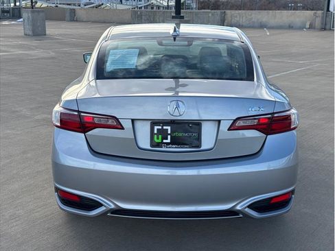Used 2017 Acura ILX image 7