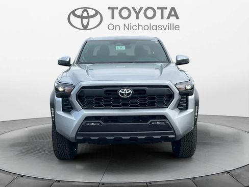 New 2026 Toyota Tacoma TRD Off-Road AWD/4WD image 8