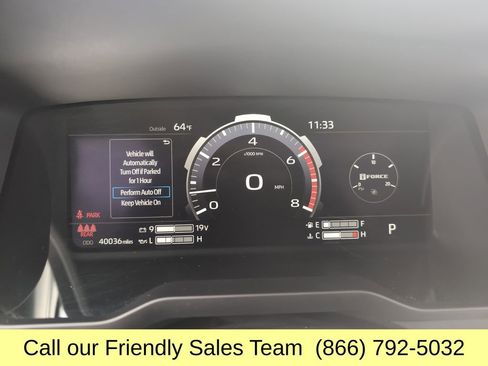 Used 2025 Toyota Tundra Limited AWD/4WD image 17