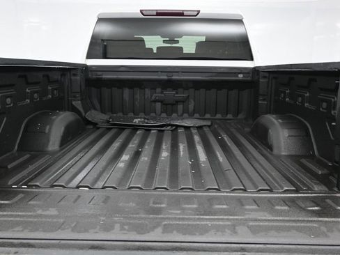 Used 2022 Chevrolet Silverado 2500 LT w/ Convenience Package image 16