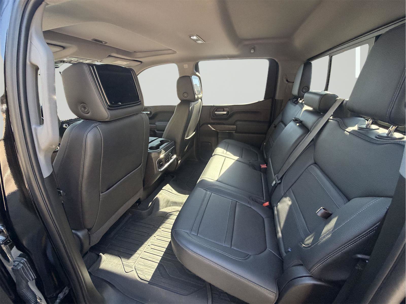 Used 2022 GMC Sierra 1500 Denali w/ Denali Premium Package AWD/4WD image 26