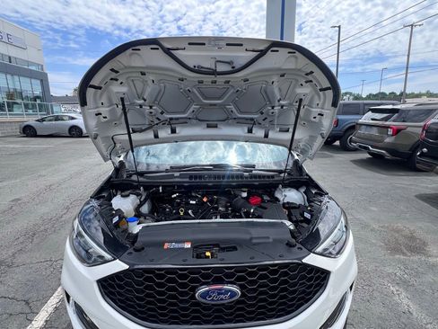 Used 2023 Ford Edge ST-Line AWD/4WD image 3