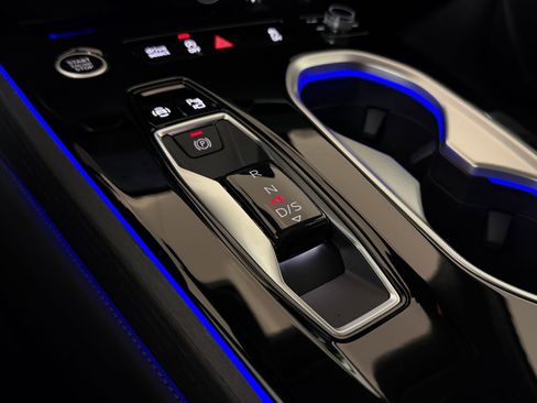 New 2026 Audi A6 Premium Plus AWD/4WD image 17