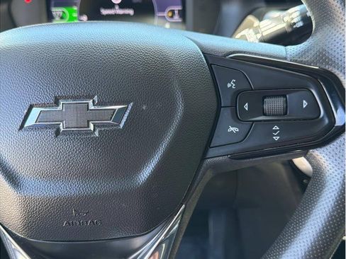 Used 2023 Chevrolet Bolt EUV LT w/ Driver Confidence Package FWD image 10