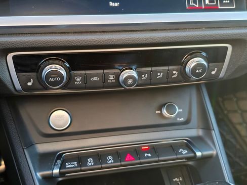 Used 2019 Audi Q3 2.0T Premium Plus w/ Premium Plus Package image 28