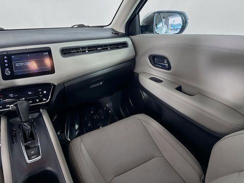 Used 2021 Honda HR-V EX-L image 25