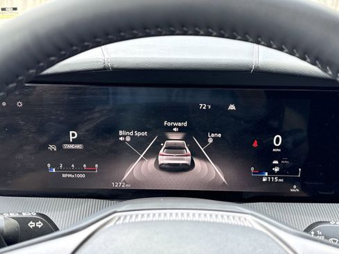 Used 2025 Nissan Murano SV image 18