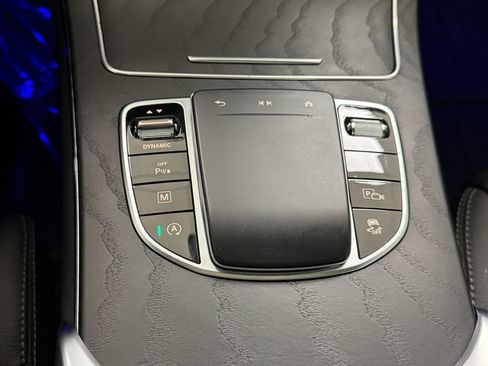 Used 2021 Mercedes-Benz GLC 300 image 25