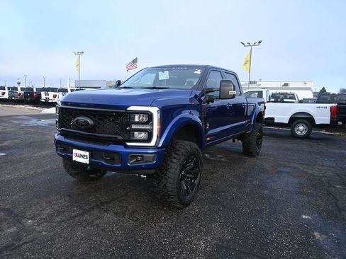 New 2026 Ford F250 Lariat w/ Black Appearance Package AWD/4WD image 2