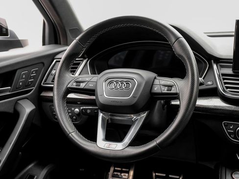 Used 2022 Audi SQ5 Prestige image 12