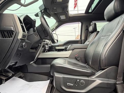 Used 2019 Ford F250 Lariat w/ Lariat Ultimate Package AWD/4WD image 16