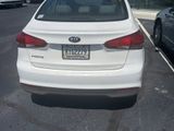 Used 2017 Kia Forte LX image 5