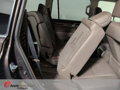Used 2014 Lexus GX 460 w/ Premium Package AWD/4WD image 38