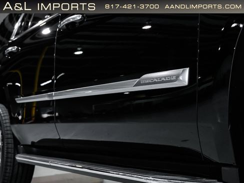 Used 2019 Cadillac Escalade Luxury image 15