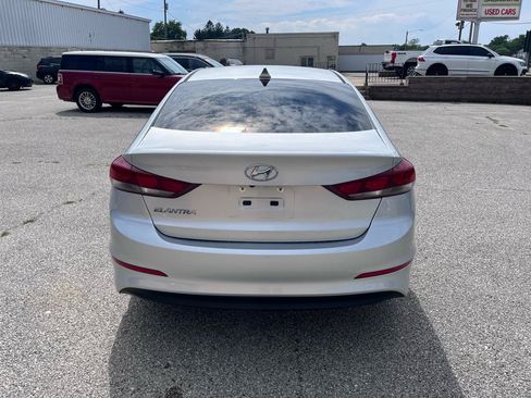 Used 2017 Hyundai Elantra Value Edition FWD image 4