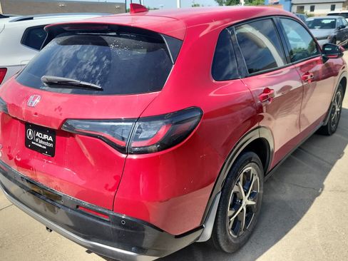 Used 2023 Honda HR-V EX-L image 4