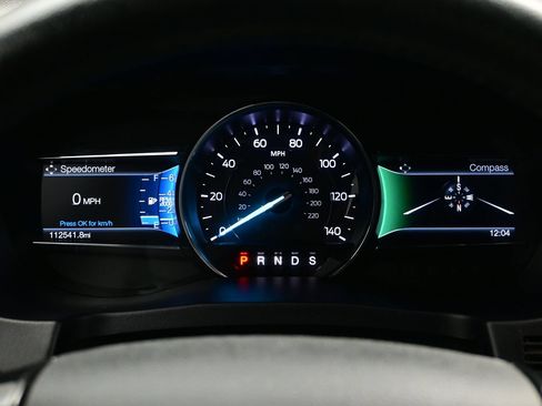 Used 2017 Ford Explorer XLT w/ Equipment Group 202A FWD image 26