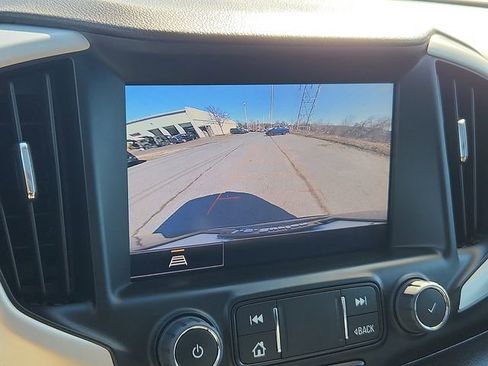 Certified 2022 GMC Terrain SLT w/ LPO, Floor Liner Package image 18