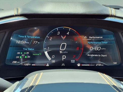 Used 2025 Chevrolet Corvette Stingray Premium Cpe w/ Z51 Performance Package RWD image 27