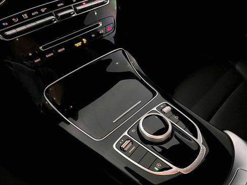 Used 2018 Mercedes-Benz C 300 Sedan image 20
