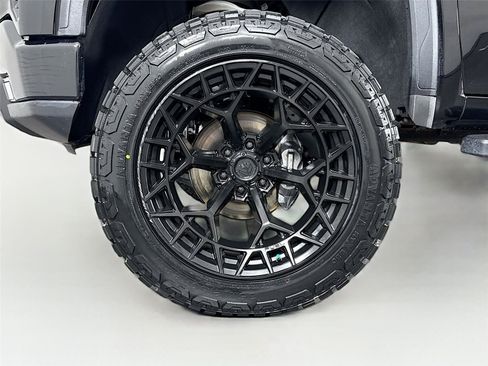 Used 2025 GMC Sierra 1500 Elevation w/ Elevation Premium Package AWD/4WD image 43