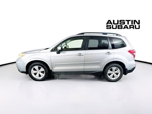 Used 2014 Subaru Forester 2.5i Premium w/ All-Weather Package AWD/4WD image 4