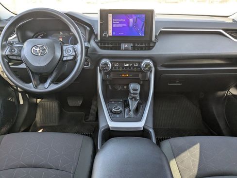 Used 2025 Toyota RAV4 XLE image 25