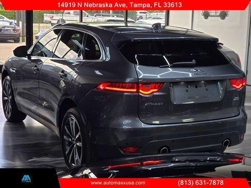 Used 2019 Jaguar F-PACE Prestige AWD/4WD image 11